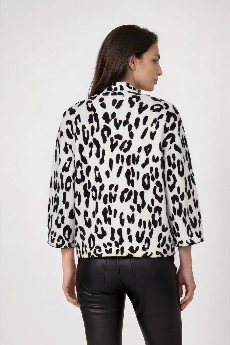 Strickjacke mit Leojacquard
