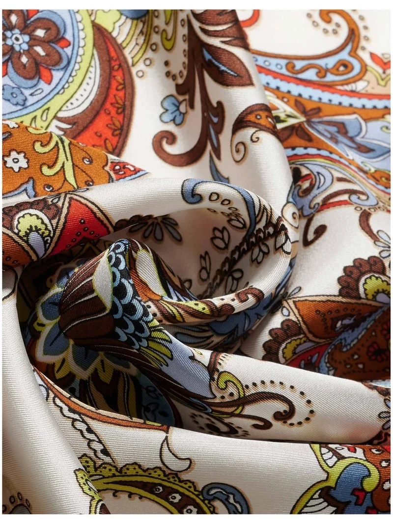Nicki Seide Bandana