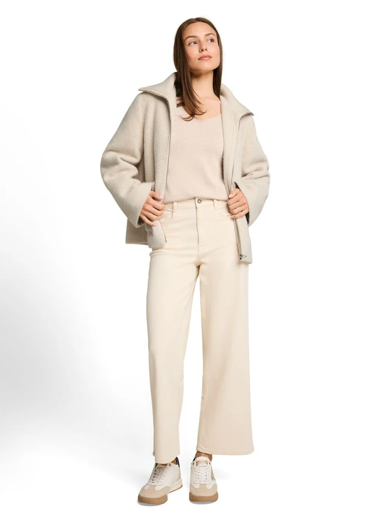 Cosy Jacke mit Taschen