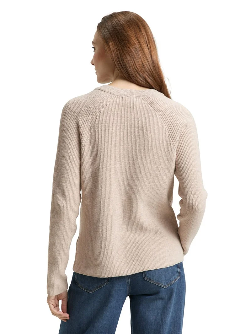 Strickpullover mit V-Ausschnitt