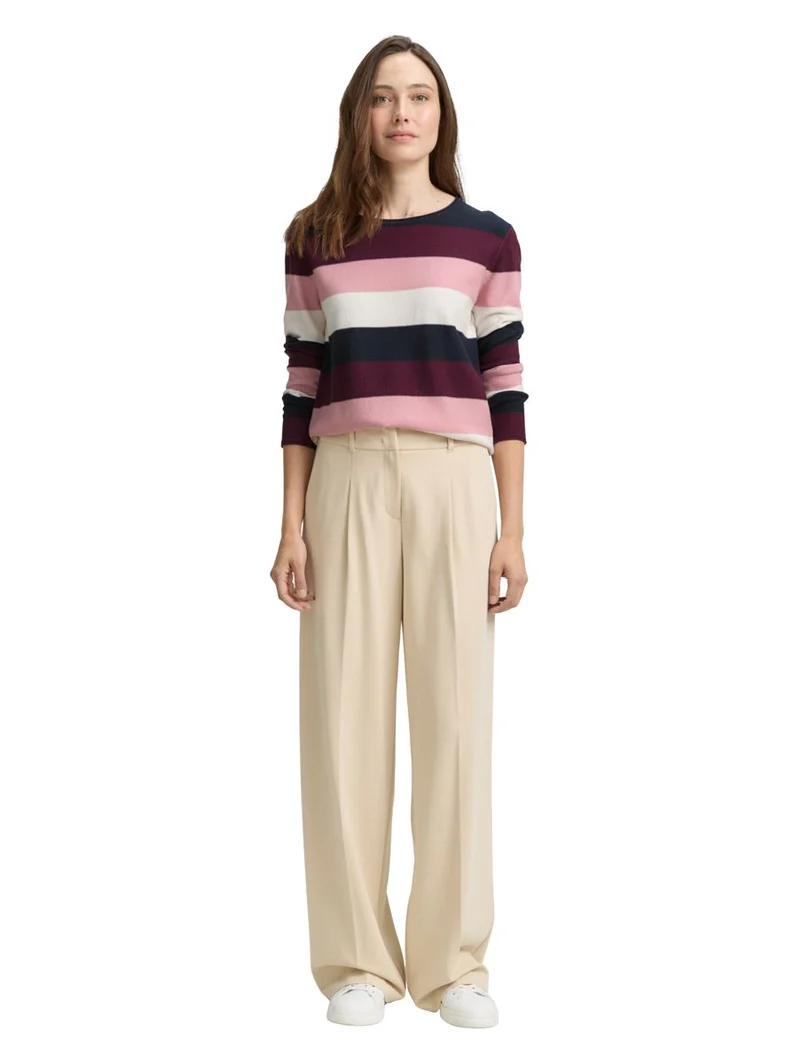 Knit structured striped