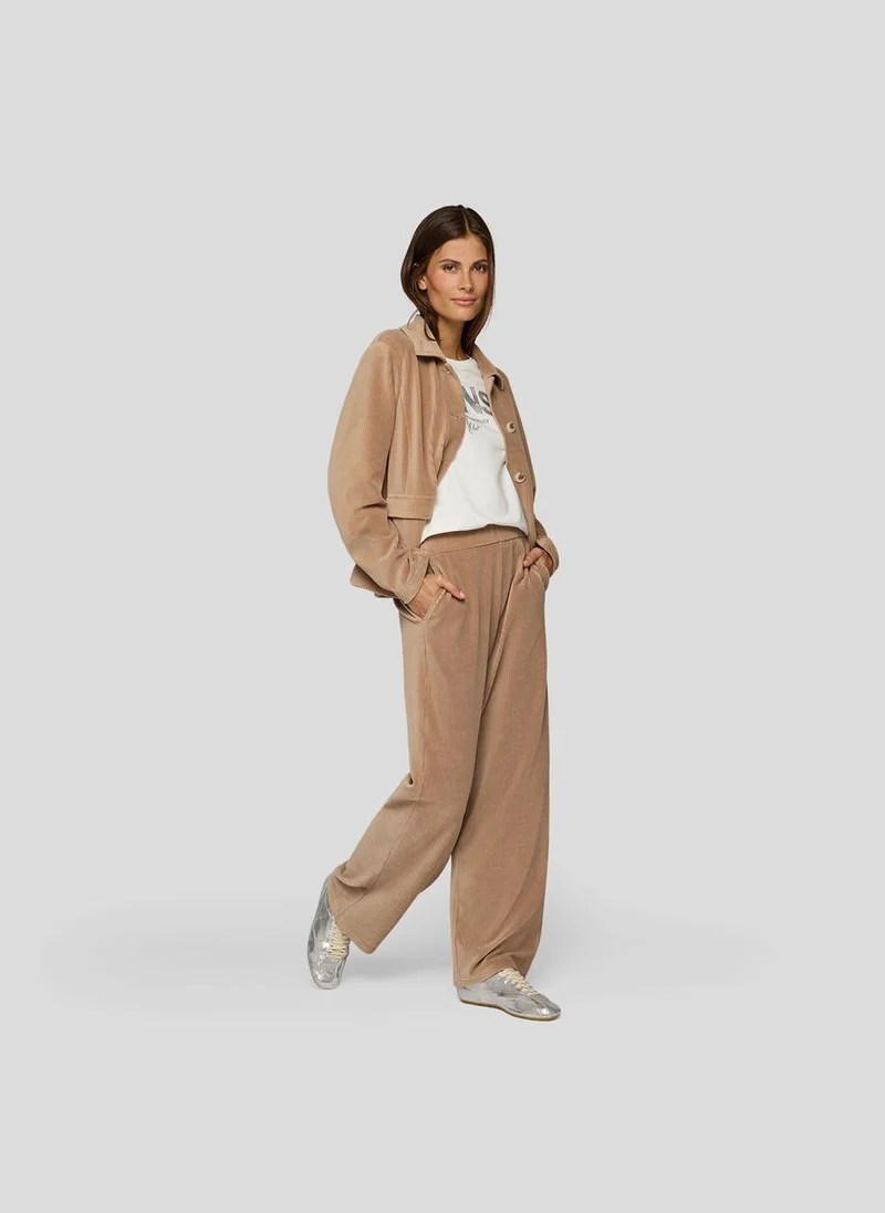Cozy & Cool